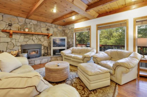 Knickerbocker Retreat- Hot Tub- Game Tables